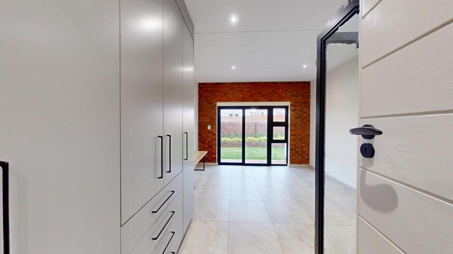 3 Bedroom Property for Sale in Helderzicht Eco Estate North West